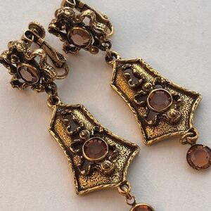 Vintage Gold Tone Filigree Drop Earrings – Amber Rhinestone  Victorian Revival